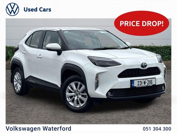 Toyota Yaris Cross Hatchback, Petrol Hybrid, 2023, White
