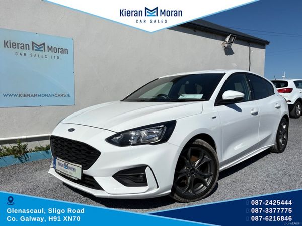 Ford Focus Hatchback, Diesel, 2020, White