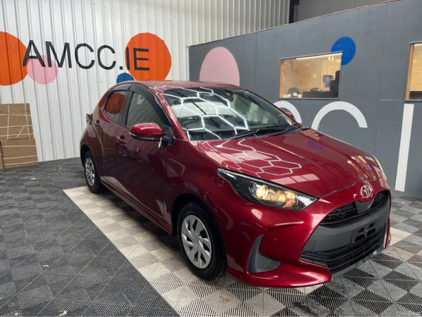 Toyota Yaris Hatchback, Petrol, 2022, Red