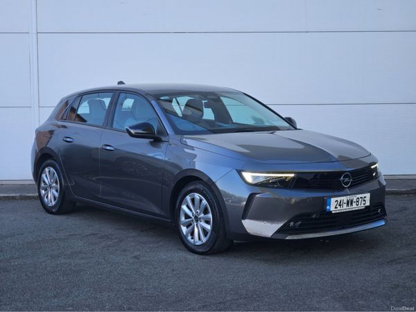 Opel Astra Hatchback, Petrol, 2024, Grey