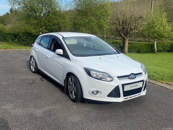 Ford Focus Hatchback, Diesel, 2014, White