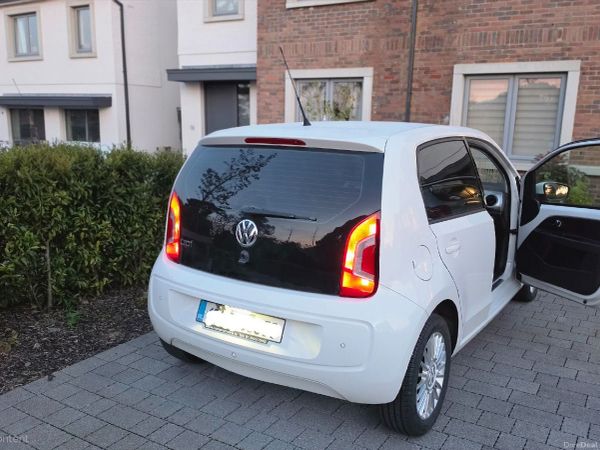 Volkswagen up! Hatchback, Petrol, 2013, White