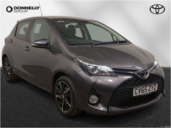 Toyota Yaris Hatchback, Petrol, 2015, Grey