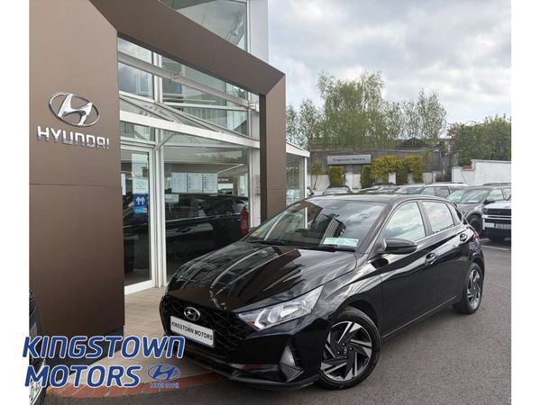 Hyundai i20 Hatchback, Petrol, 2021, Black