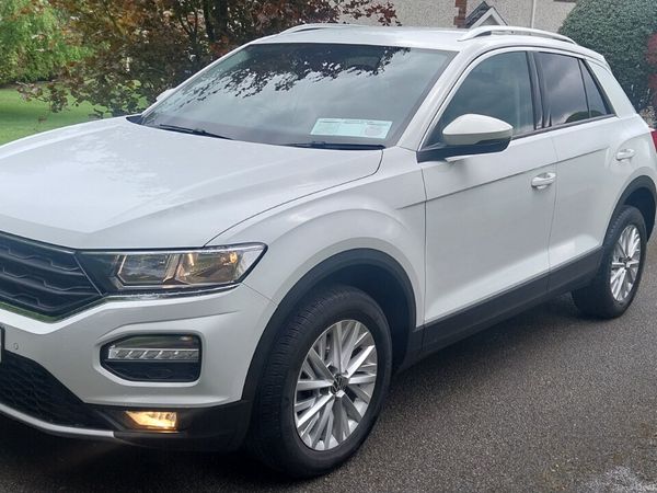 Volkswagen T-Roc SUV, Diesel, 2021, White