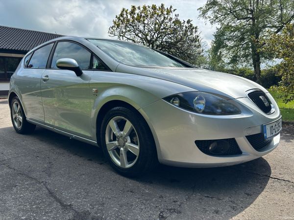 SEAT Leon Hatchback, Petrol, 2010, Grey