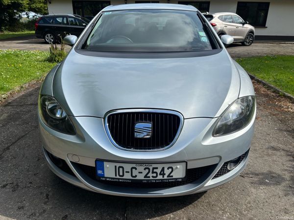 SEAT Leon Hatchback, Petrol, 2010, Grey