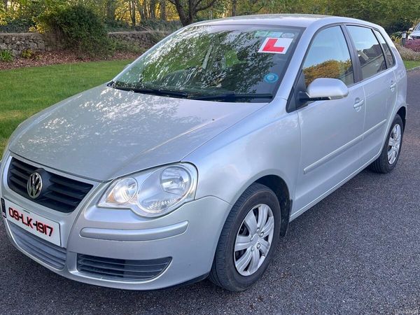 Volkswagen Polo Hatchback, Petrol, 2009, Silver