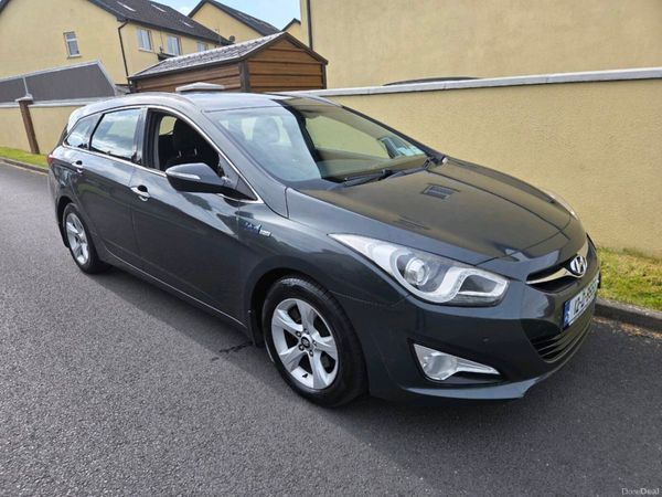 Hyundai i40 Estate/Jeep, Diesel, 2012, Grey