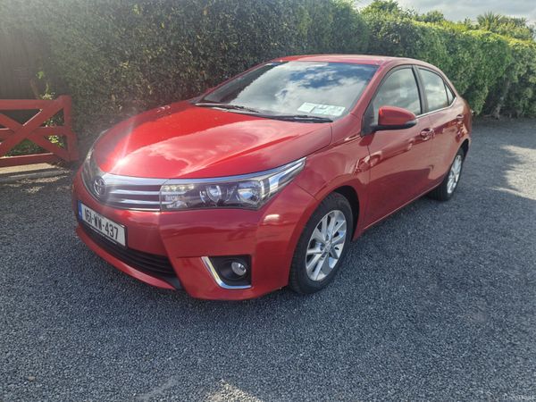 Toyota Corolla Saloon, Diesel, 2016, Red