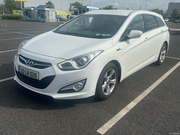 Hyundai i40 Estate, Diesel, 2013, White