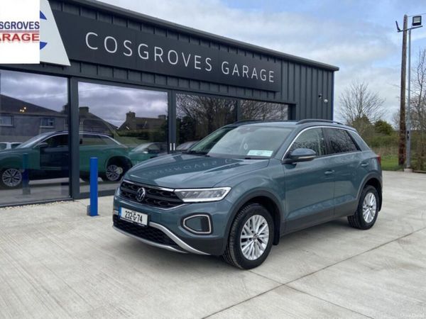 Volkswagen T-Roc SUV, Diesel, 2023, Blue