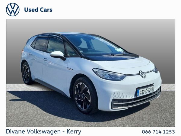 Volkswagen ID.3 Hatchback, Electric, 2023, White