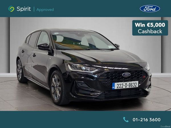Ford Focus Hatchback, Petrol, 2022, Black