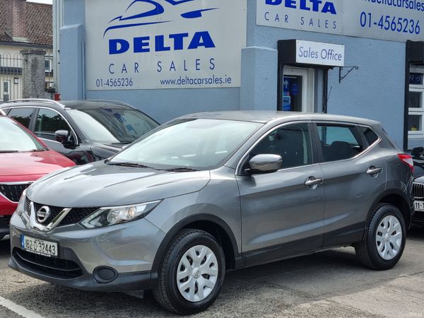 Nissan Qashqai Hatchback, Diesel, 2016, Grey