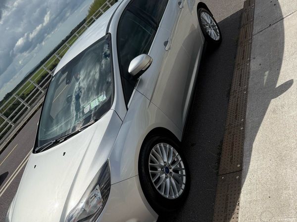 Ford Focus Hatchback, Diesel, 2014, Silver