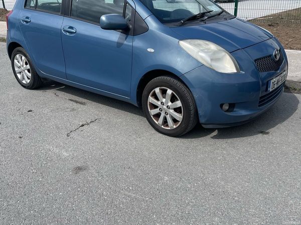 Toyota Yaris Hatchback, Petrol, 2006, Blue