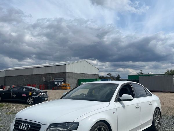 Audi A4 Saloon, Diesel, 2011, Black