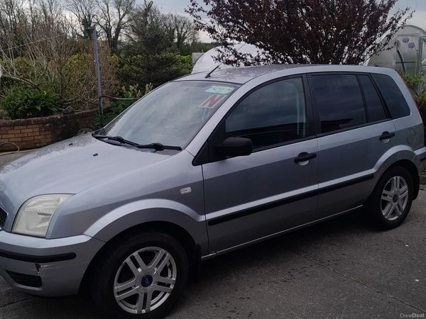Ford Fusion Hatchback, Petrol, 2005, Silver
