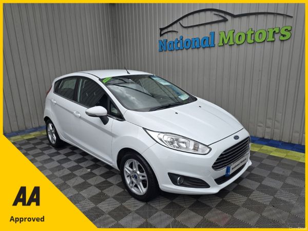 Ford Fiesta Hatchback, Petrol, 2013, White
