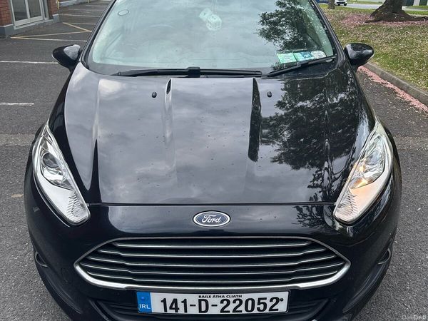 Ford Fiesta Hatchback, Diesel, 2014, Black