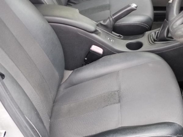 Renault Fluence Saloon, Diesel, 2012, Silver