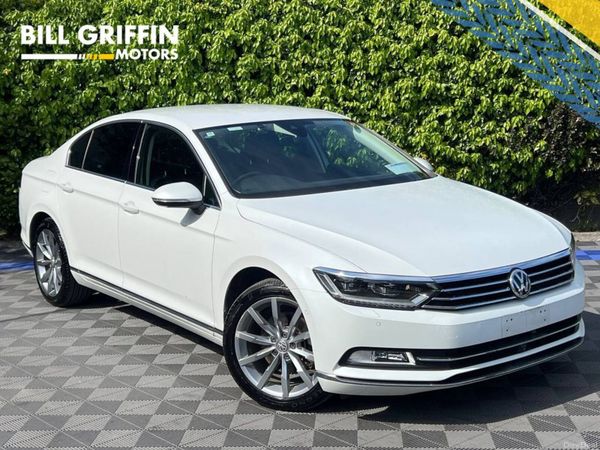 Volkswagen Passat Saloon, Diesel, 2018, White