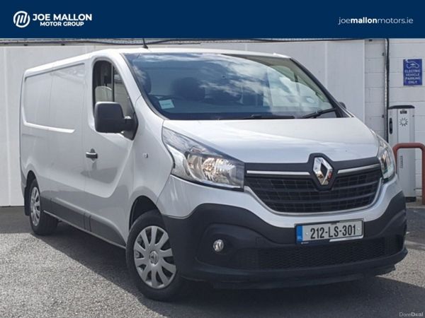 Renault Trafic MPV, Diesel, 2021, Grey