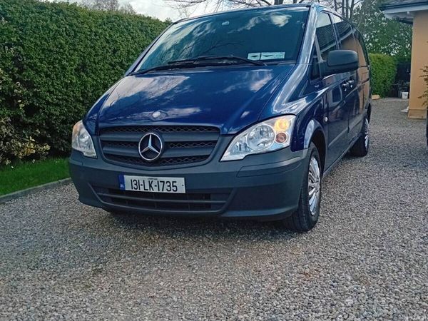 Mercedes-Benz V-Class MPV, Diesel, 2013, Blue