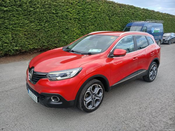 Renault Kadjar SUV, Diesel, 2017, Red