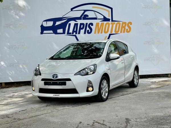 Toyota Aqua Hatchback, Petrol Hybrid, 2014, White