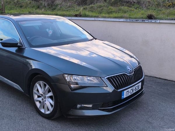 Skoda Superb Hatchback, Diesel, 2017, Grey