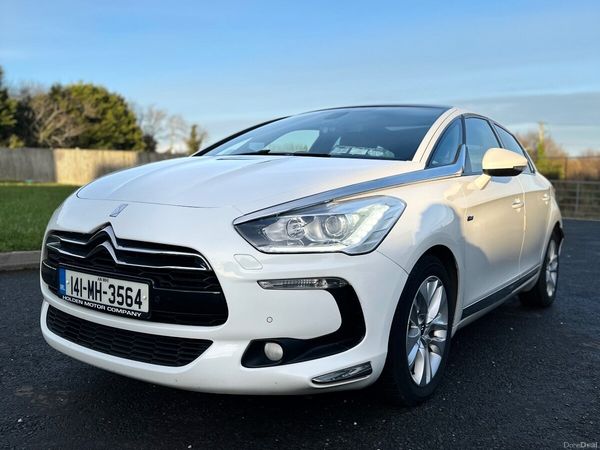 Citroen DS 5 Hatchback, Diesel Hybrid, 2014, White