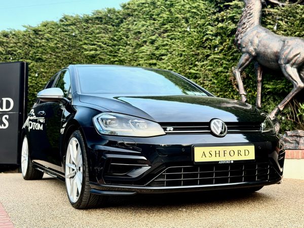 Volkswagen Golf Estate, Petrol, 2018, Black
