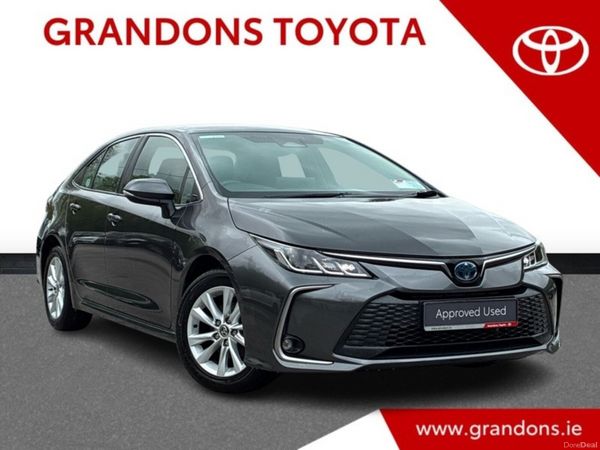 Toyota Corolla Saloon, Petrol Hybrid, 2023, Grey