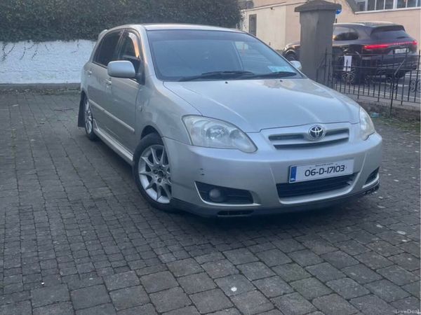 Toyota Corolla Hatchback, Diesel, 2006, Silver