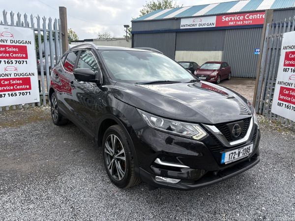 Nissan Qashqai SUV, Diesel, 2017, Black