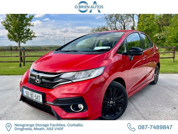 Honda Jazz Hatchback, Petrol, 2019, Red