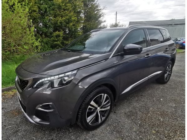 Peugeot 5008 MPV, Diesel, 2018, Black