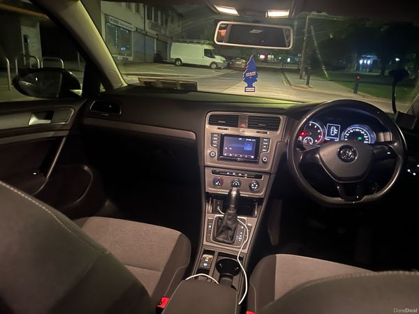Volkswagen Golf Hatchback, Petrol, 2015, Black