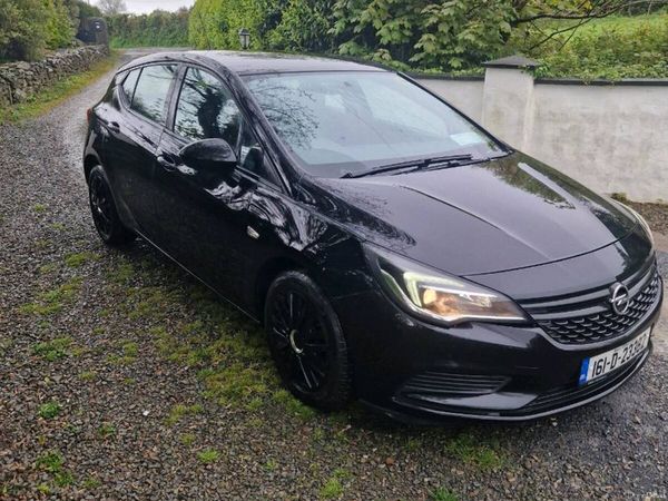 Opel Astra Hatchback, Diesel, 2016, Black