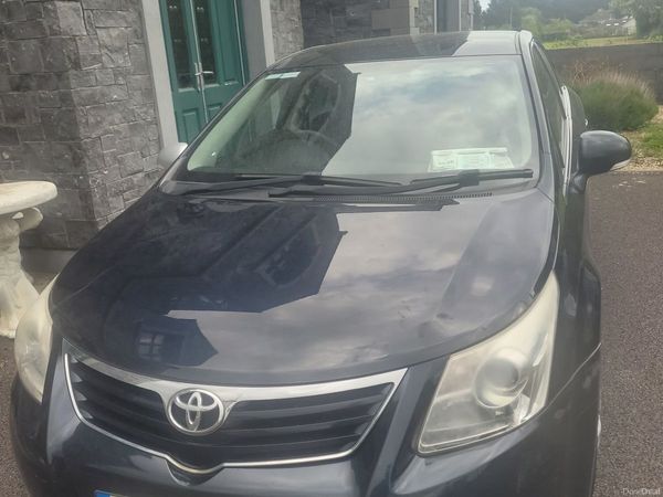 Toyota Avensis Saloon, Diesel, 2011, Grey
