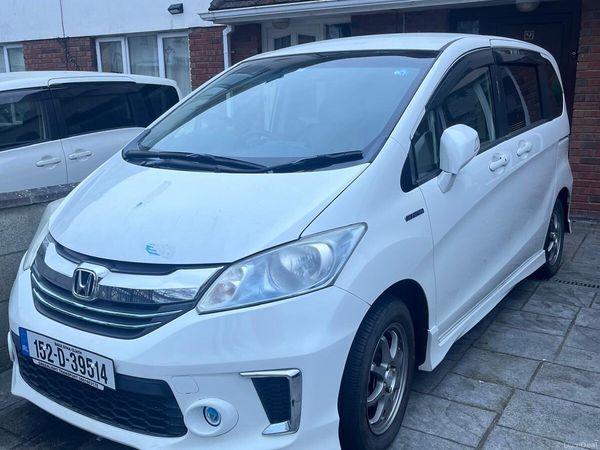 Honda Freed MPV, Petrol Hybrid, 2014, Black