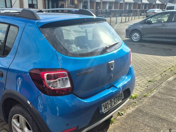 Dacia Sandero Stepway Hatchback, Petrol, 2014, Blue