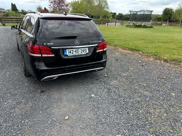 Mercedes-Benz E-Class Estate, Diesel Hybrid, 2014, Black