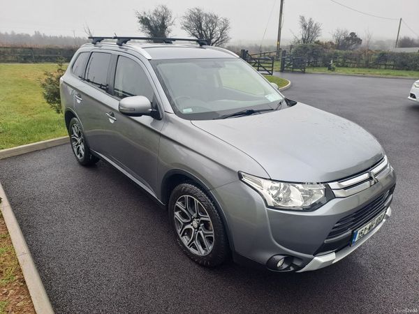 Mitsubishi Outlander SUV, Diesel, 2015, Grey