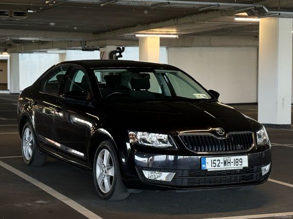 Skoda Octavia Saloon, Diesel, 2015, Black