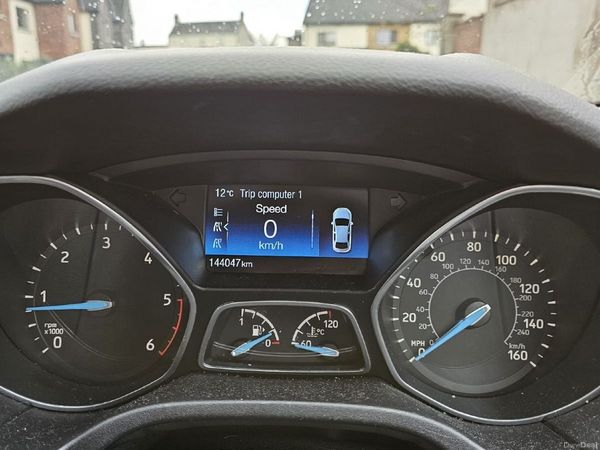 Ford Focus Hatchback, Diesel, 2017, Grey