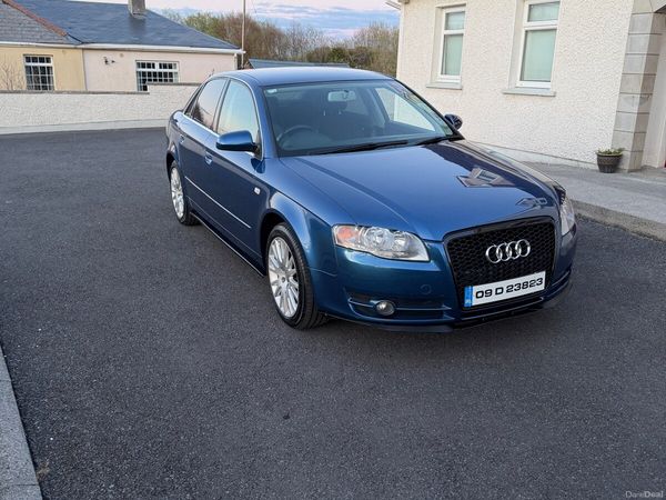 Audi A4 Saloon, Petrol, 2009, Blue