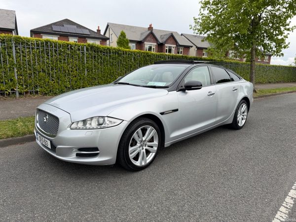 Jaguar XJ Saloon, Diesel, 2013, Silver